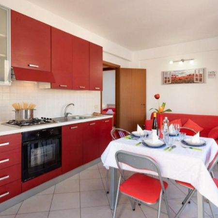 Hibiscus Apartment San Vito Lo Capo Bagian luar foto